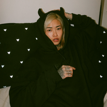 Load image into Gallery viewer, HORN HOODY - BLACK